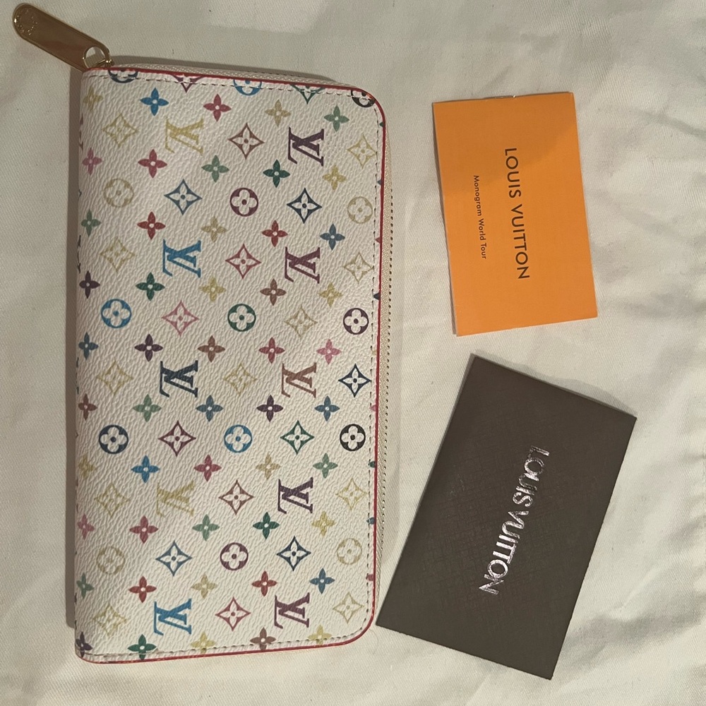 Vintage L.V wallet